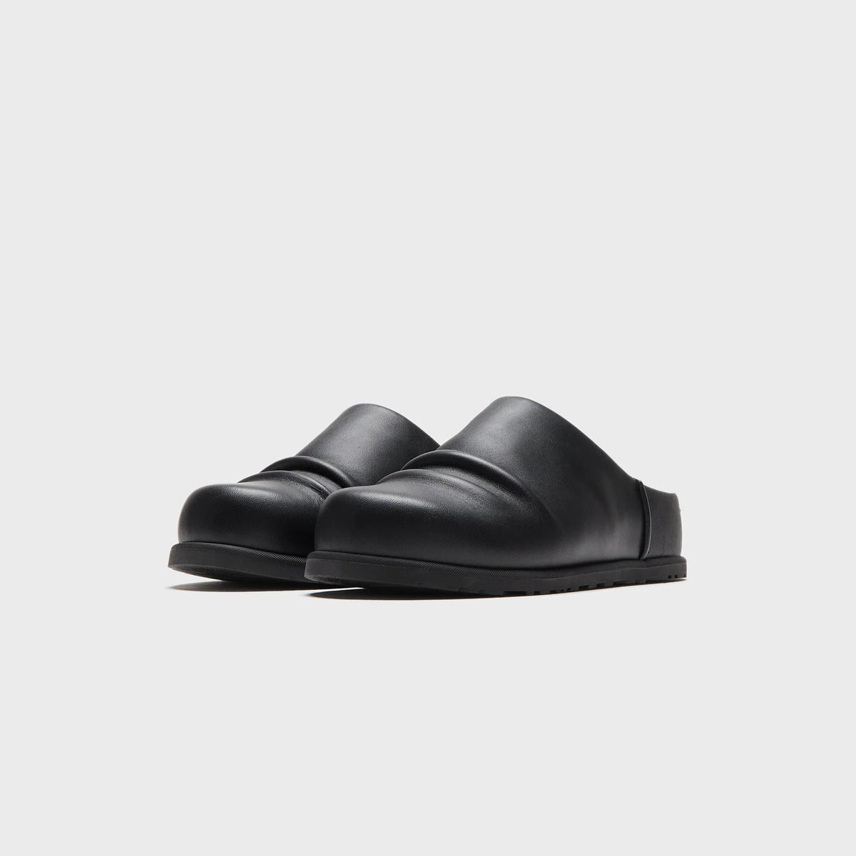 UǤǤ x Willy Chavaria Ltd Clog