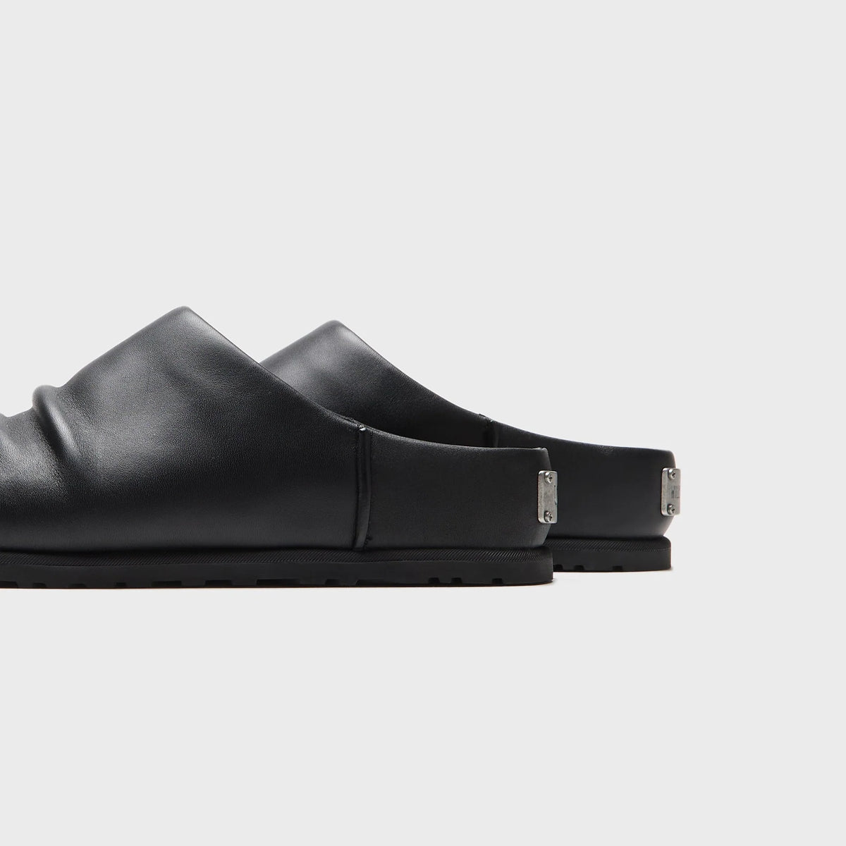 UǤǤ x Willy Chavaria Ltd Clog